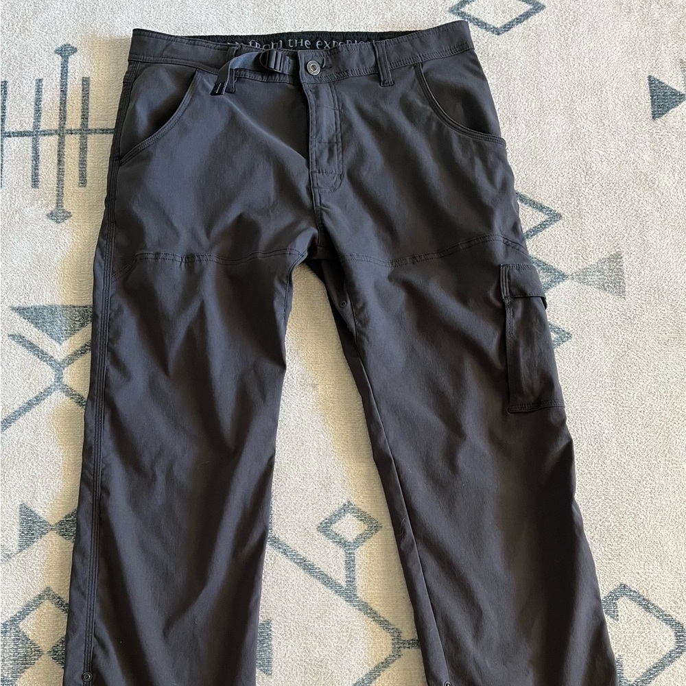 PrAna Men’s Hiking / Camping Pants. Gray.  Size 34/32
